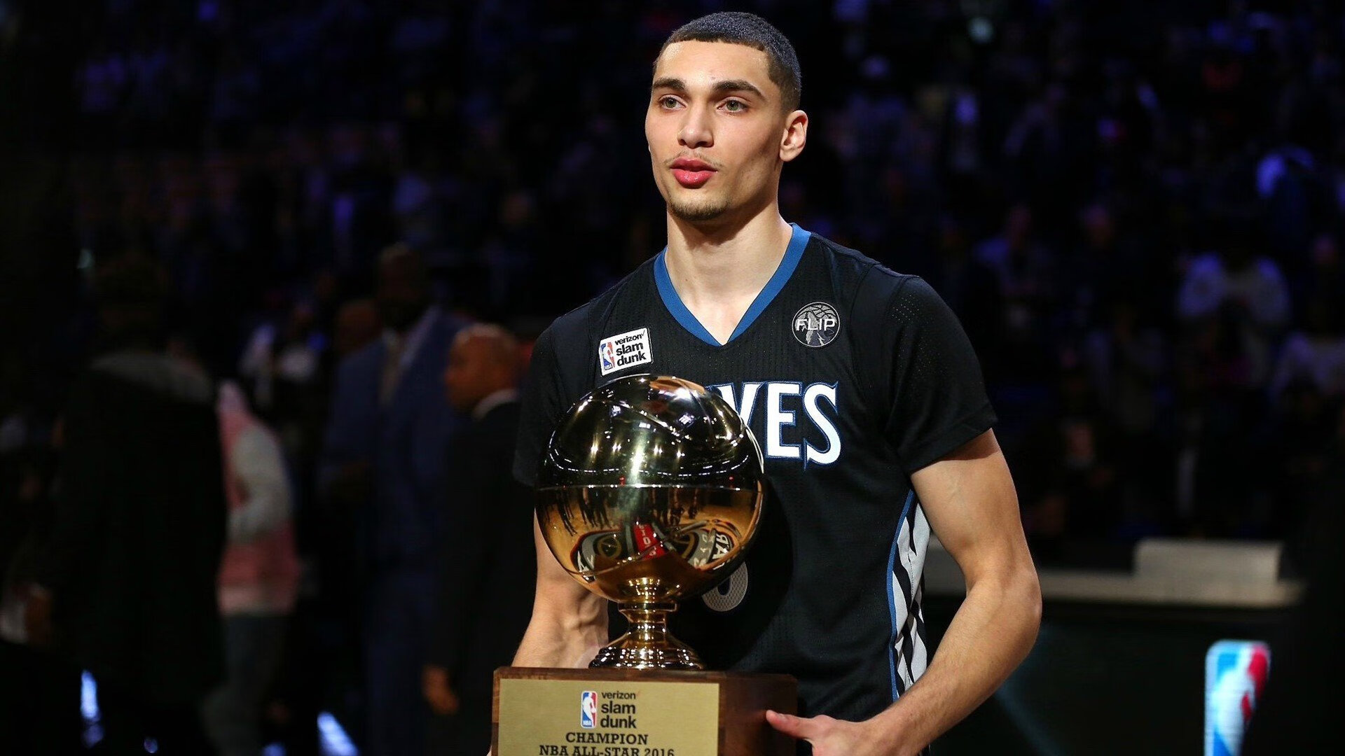 WRC观众故事:现场见证冠军诞生,wrc冠军一览表